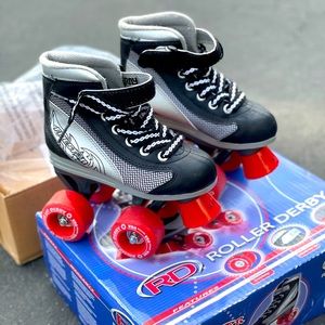NWOT Kids Roller skates, size 12 junior